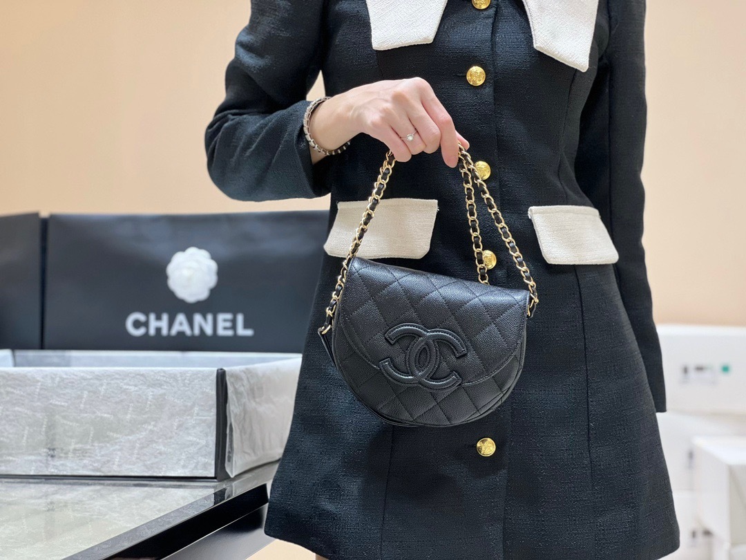 CFED2751-B3B6-48C3-B99A-2751B11630D2