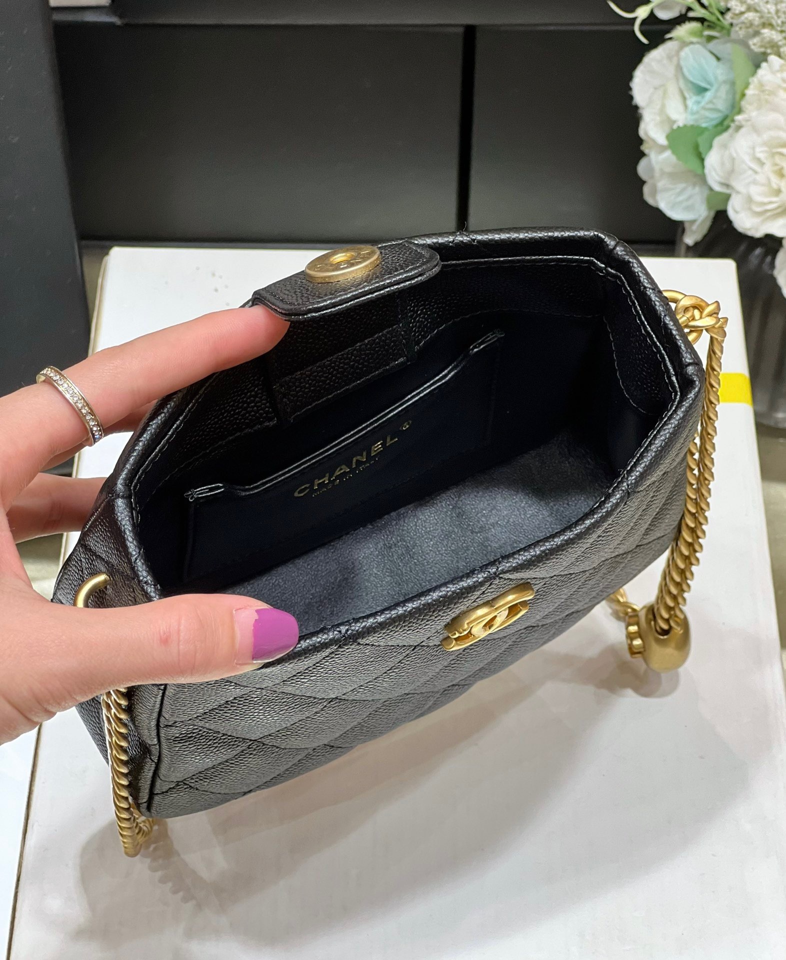 DEF45693-B3E1-4138-820C-6A4F3D2B4E10