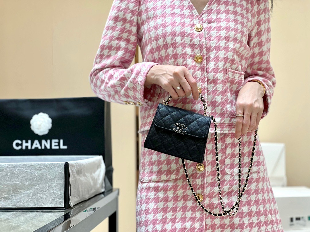 13B81D14-4CE6-42E1-B88F-521EE1C4C670