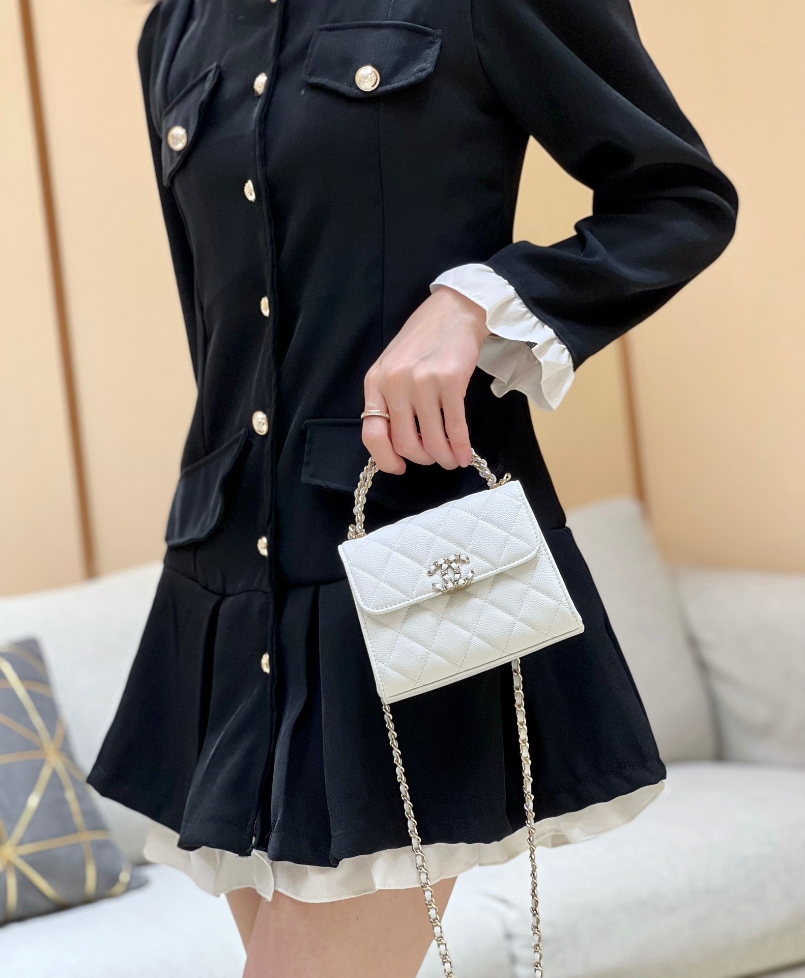 D93220D6-5081-4CD5-ADB0-37F1AF571FB6