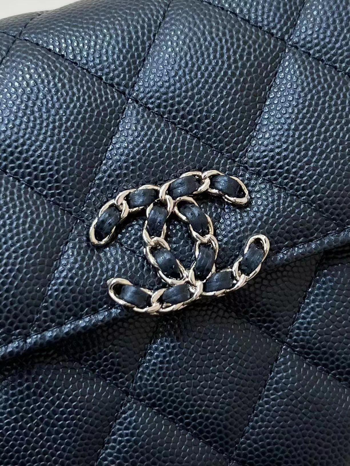 8FA389D2-D03D-4ED7-9F3D-596AC7EF7E34