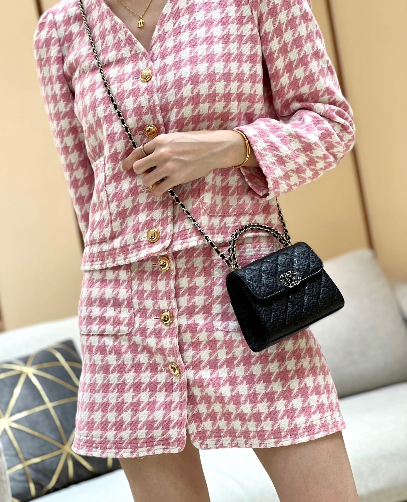 CCD2F223-3558-44C1-8A3F-B33F4C0A7702