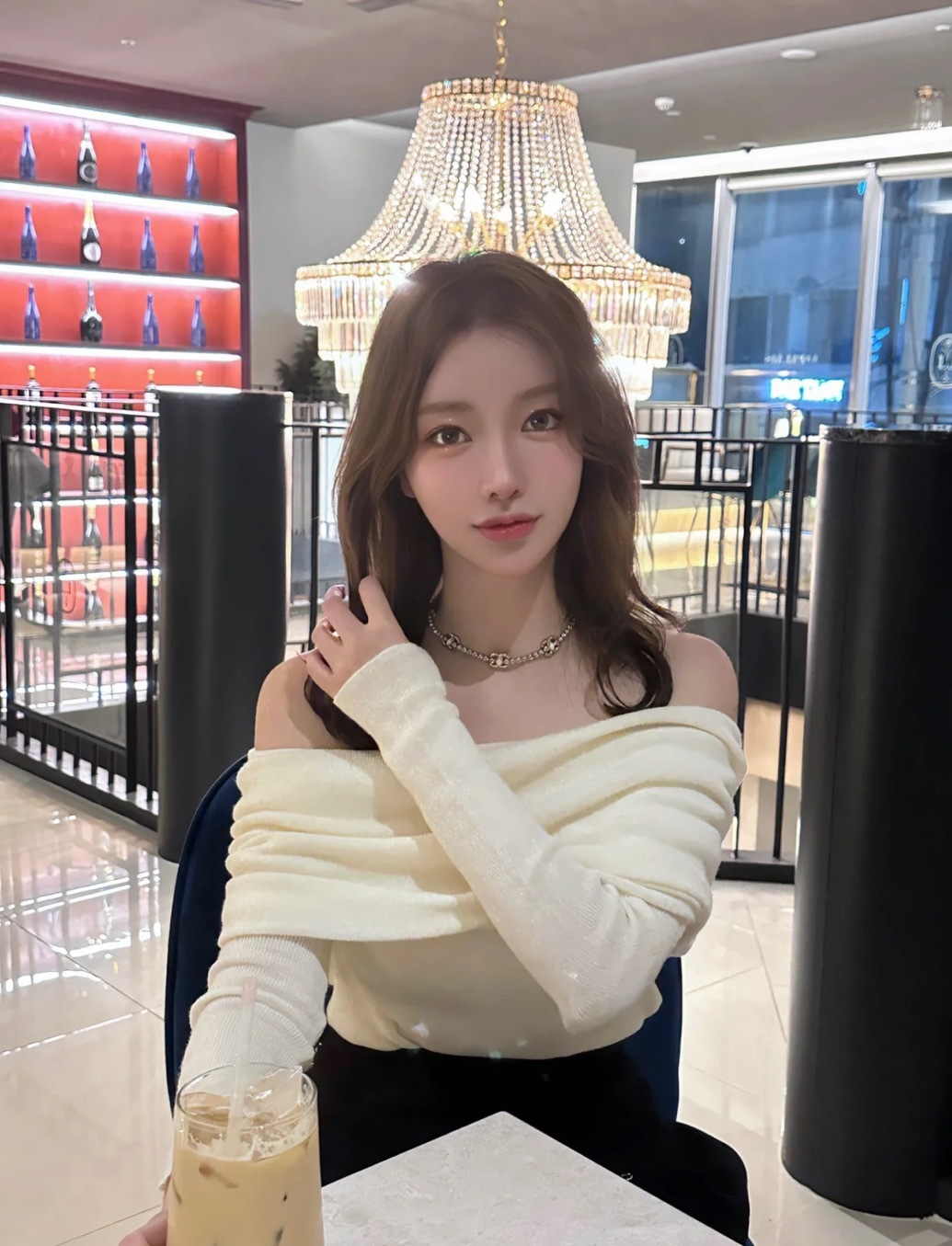 BD53C5E6-A57B-4A58-B3AB-39AE430EB284