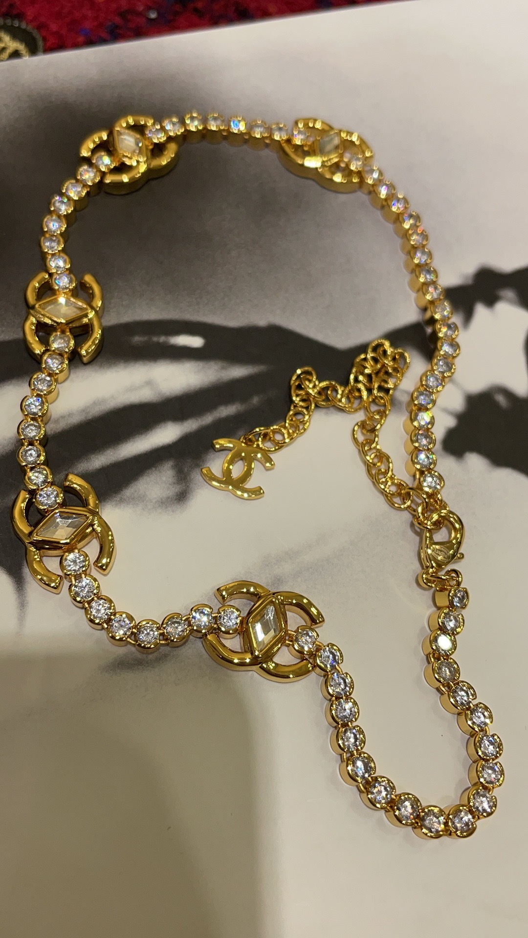 EB27E688-A8B2-4215-A16E-724D1C704A02