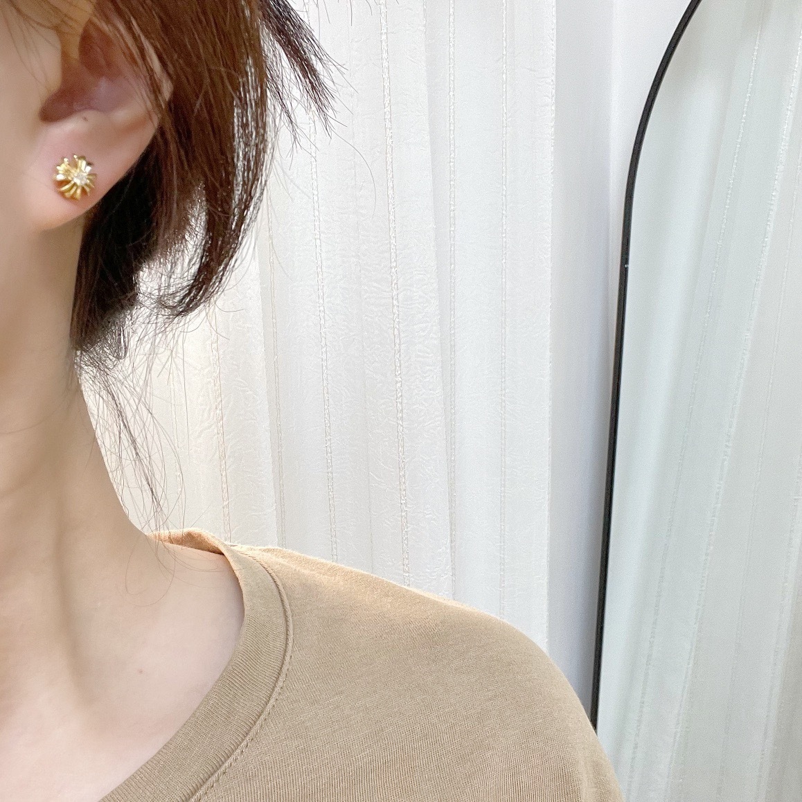 48C779D7-875C-4A41-A156-3930ABD5212C