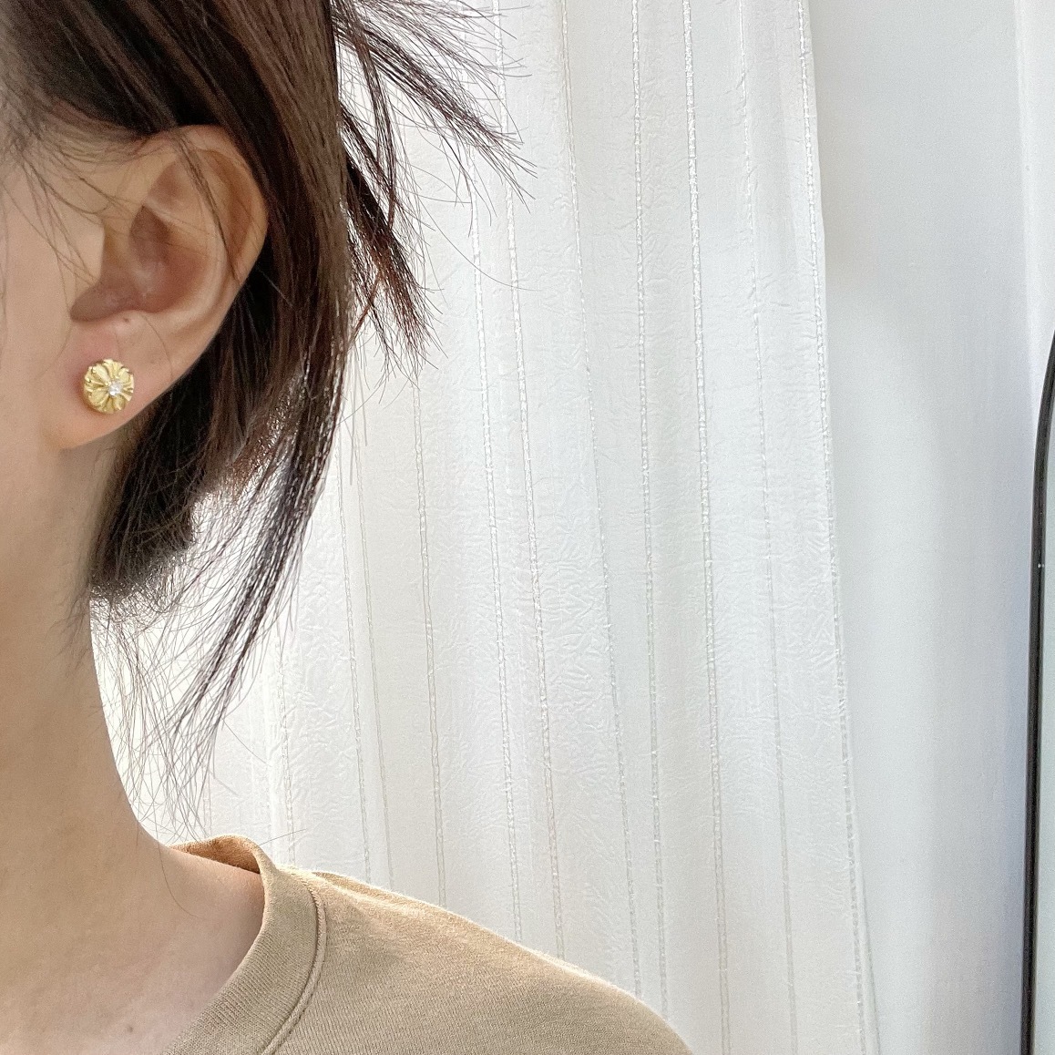 A76A1904-0328-4A77-9B28-BB2EB4236D8D