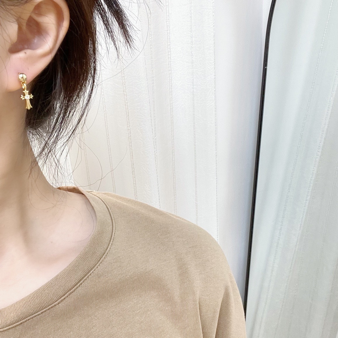 E90D57FF-6E71-4503-B7AB-3631AD78B312