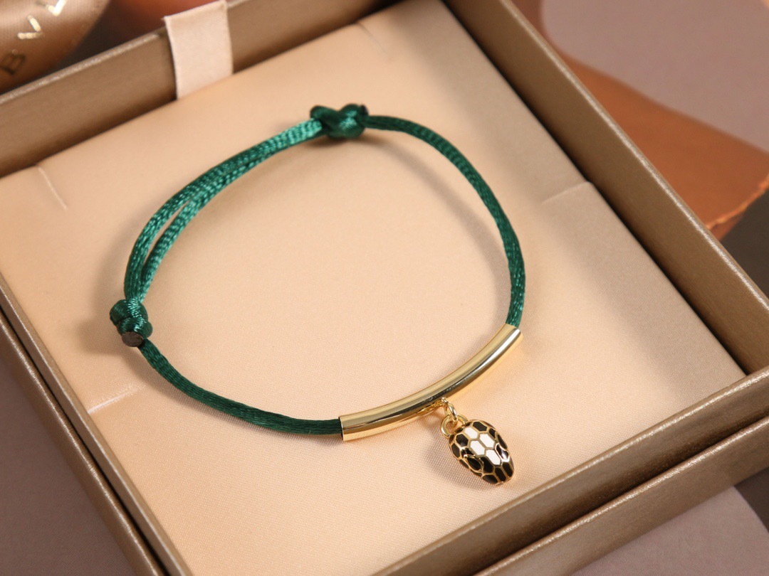 0E8D6C35-2ECE-4E88-97A2-EE10A6E4C2B5