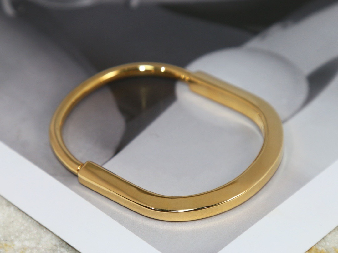 85C87F1B-A0BE-46D8-9949-6EB6A929CEAE