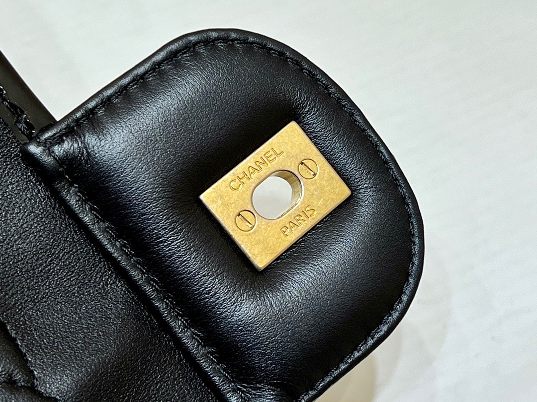 CAA3B0DA-E682-4603-AF7F-EFD26E0105C3