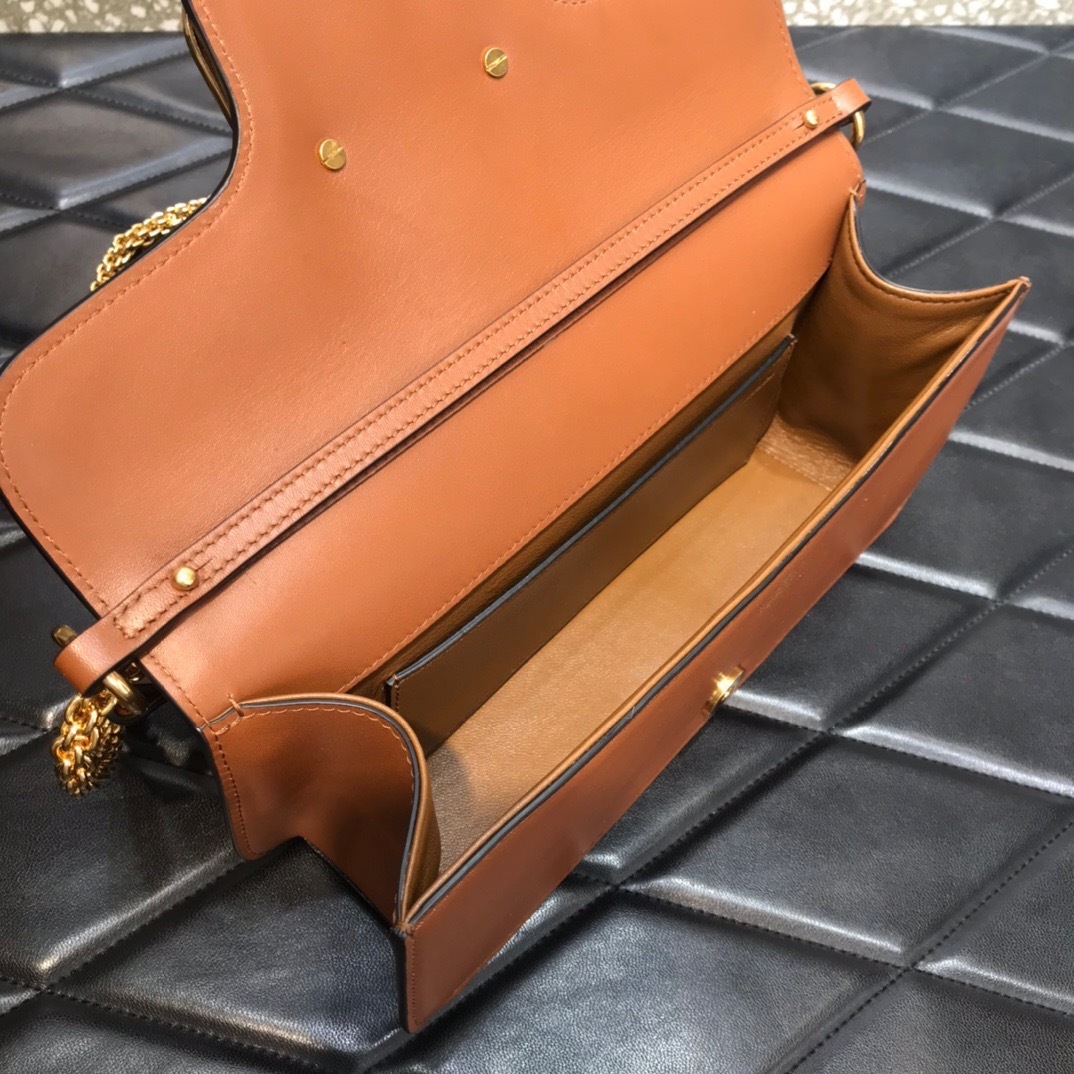 219558AB-E25D-401A-9E1F-F8A51A4DE149