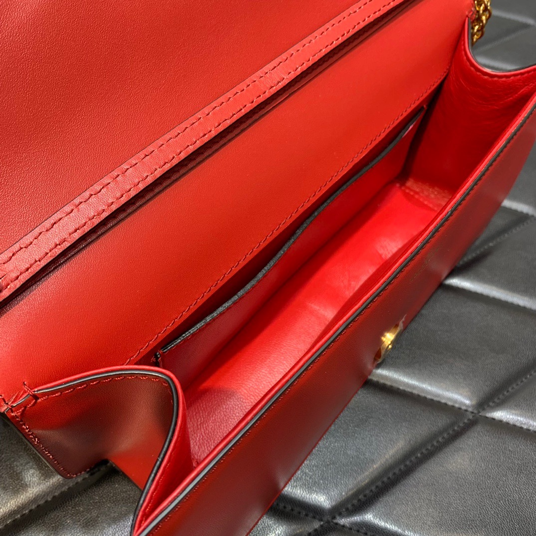 D4FB2744-A5F3-4D75-AA15-DA9015993275