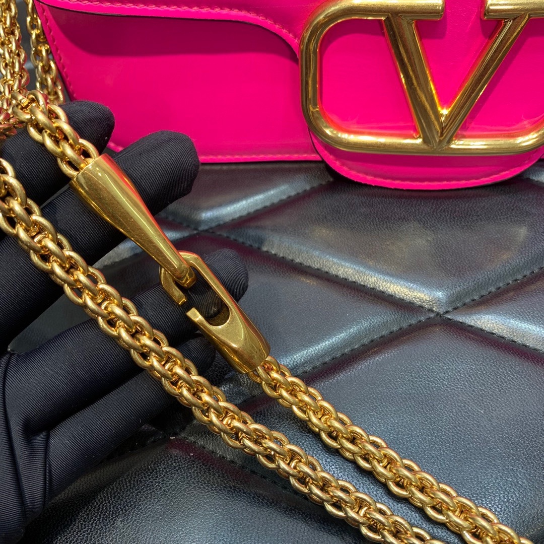 49E57920-F334-474F-8CDF-619C6FE60F8C