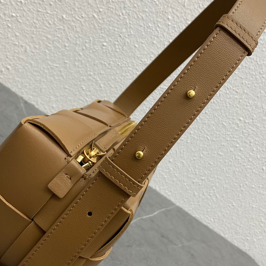 09DFEEC7-4C42-4FA6-BE27-F9C08041DB51