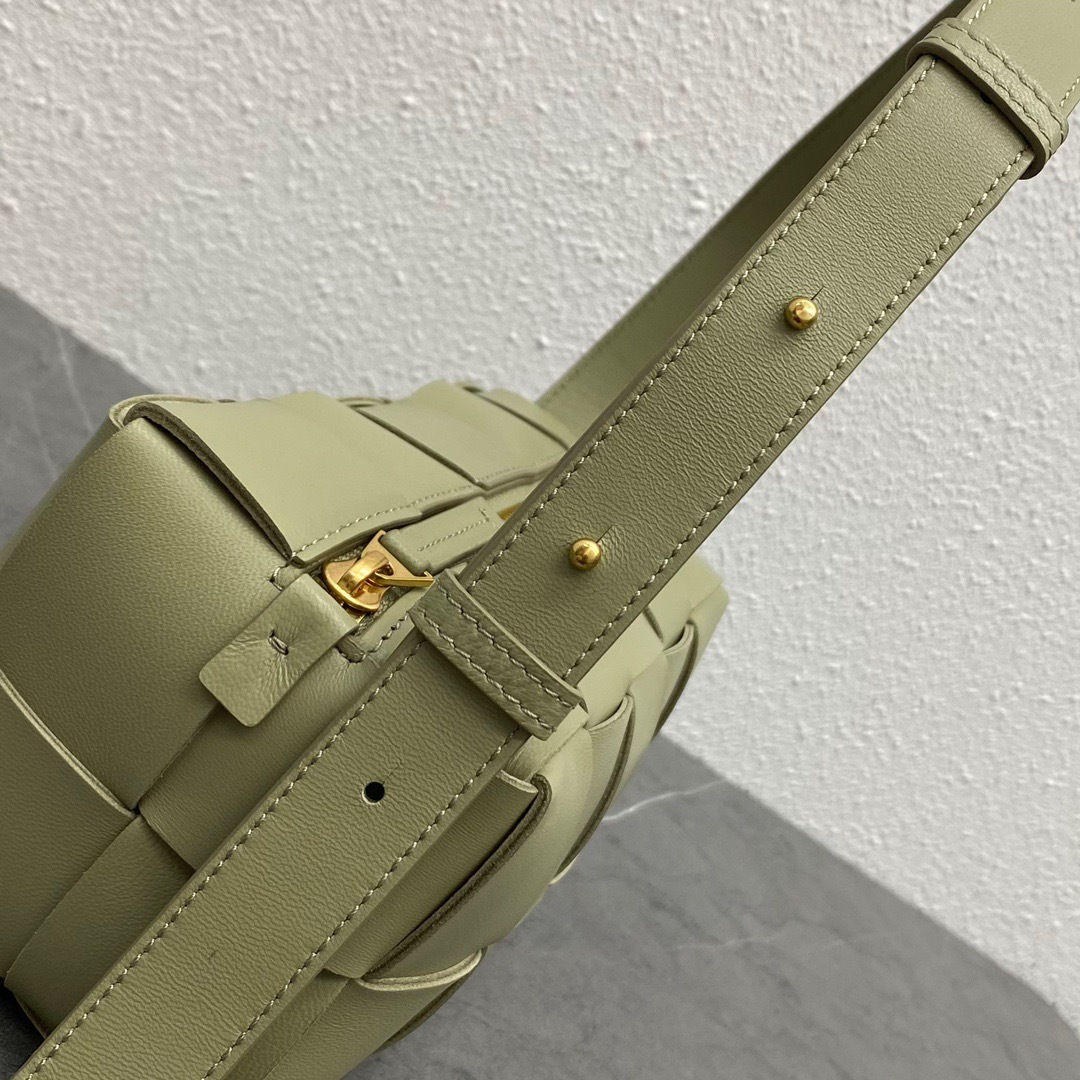 6DE4BAD9-D8B2-433C-BACC-C71D865CCF32