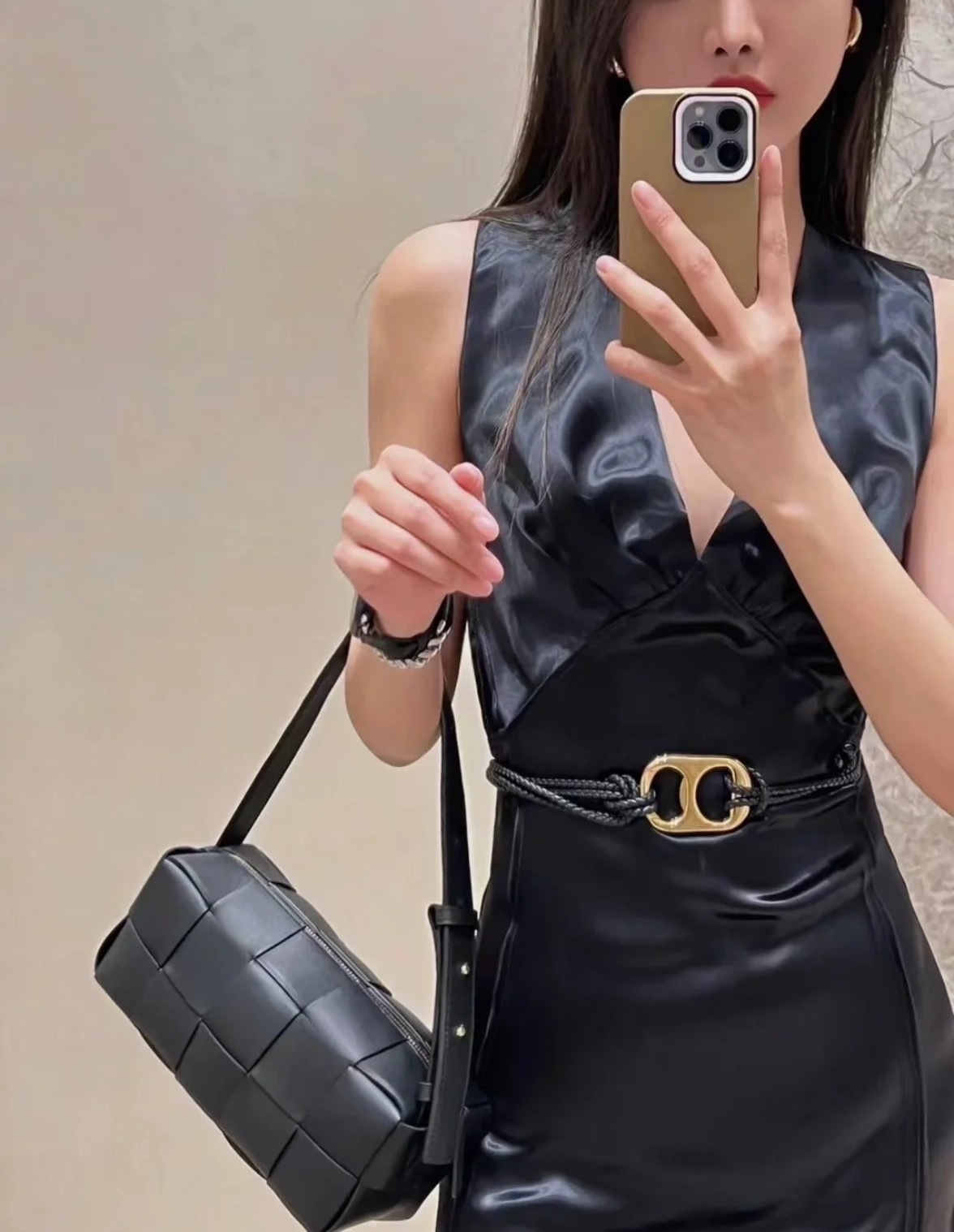 9AAEA968-1EBC-4871-82E1-9425D08BD5B5