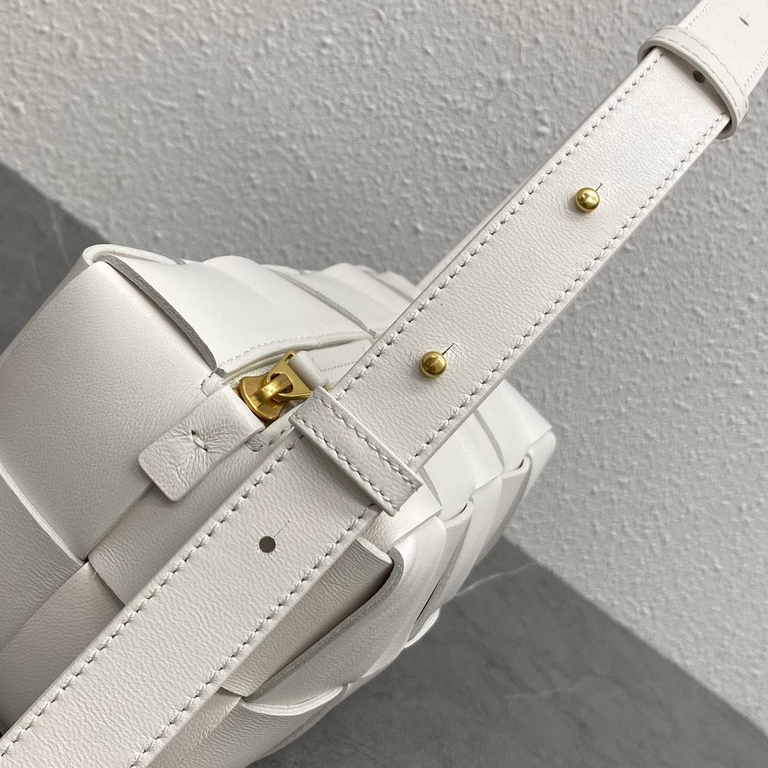 B814F167-D735-409F-98FD-0B0EA0759211