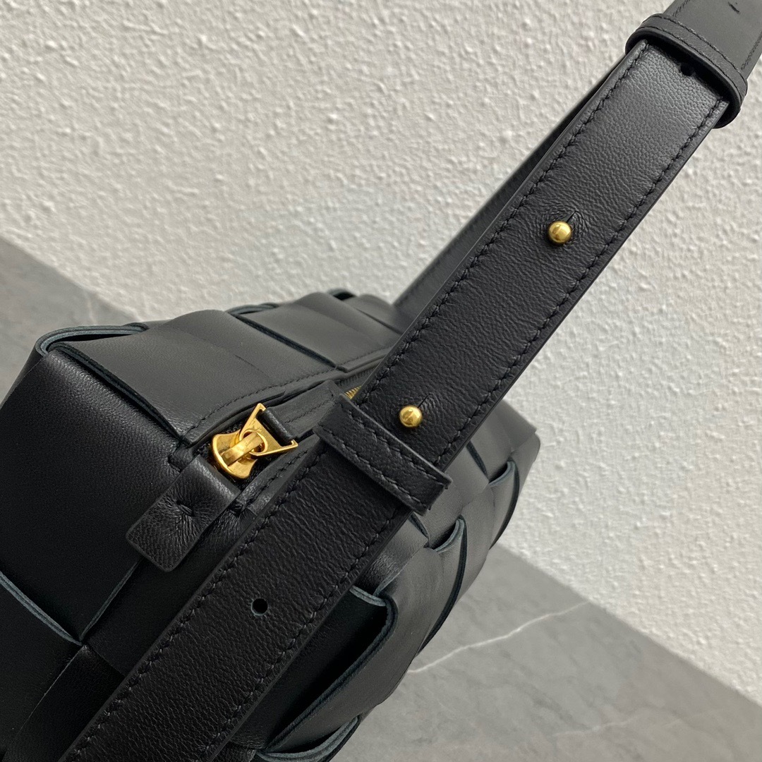 2962F340-028B-4860-998D-31656D11F753