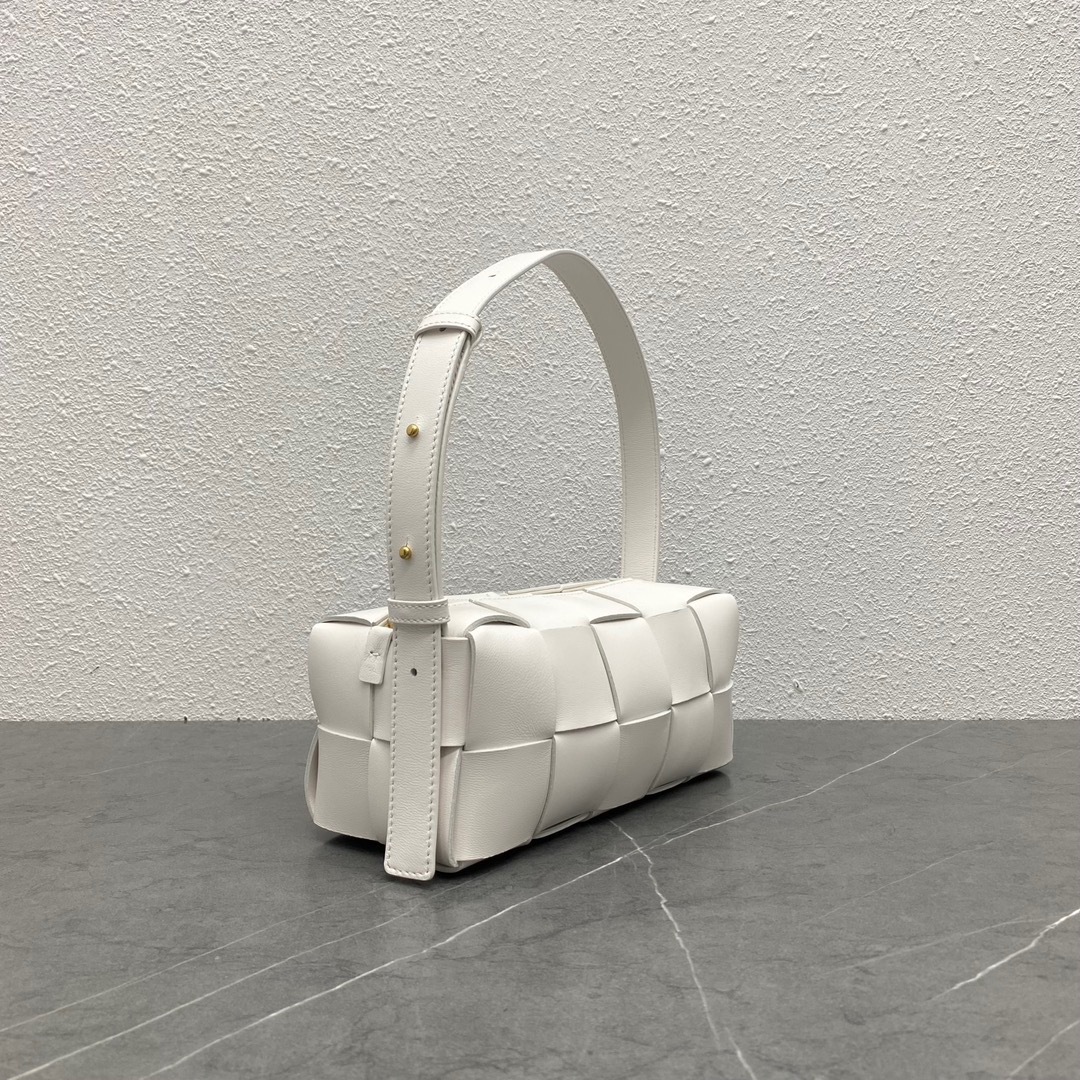 A4283B18-B988-4CA5-9C1C-1CAE6A8F147A