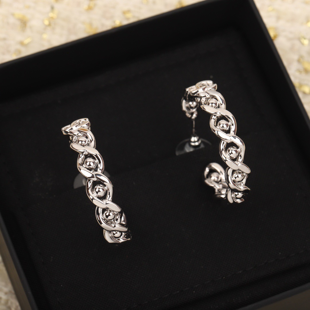 74677D17-B8B8-4CE4-AE2F-28FBB9D3AE03