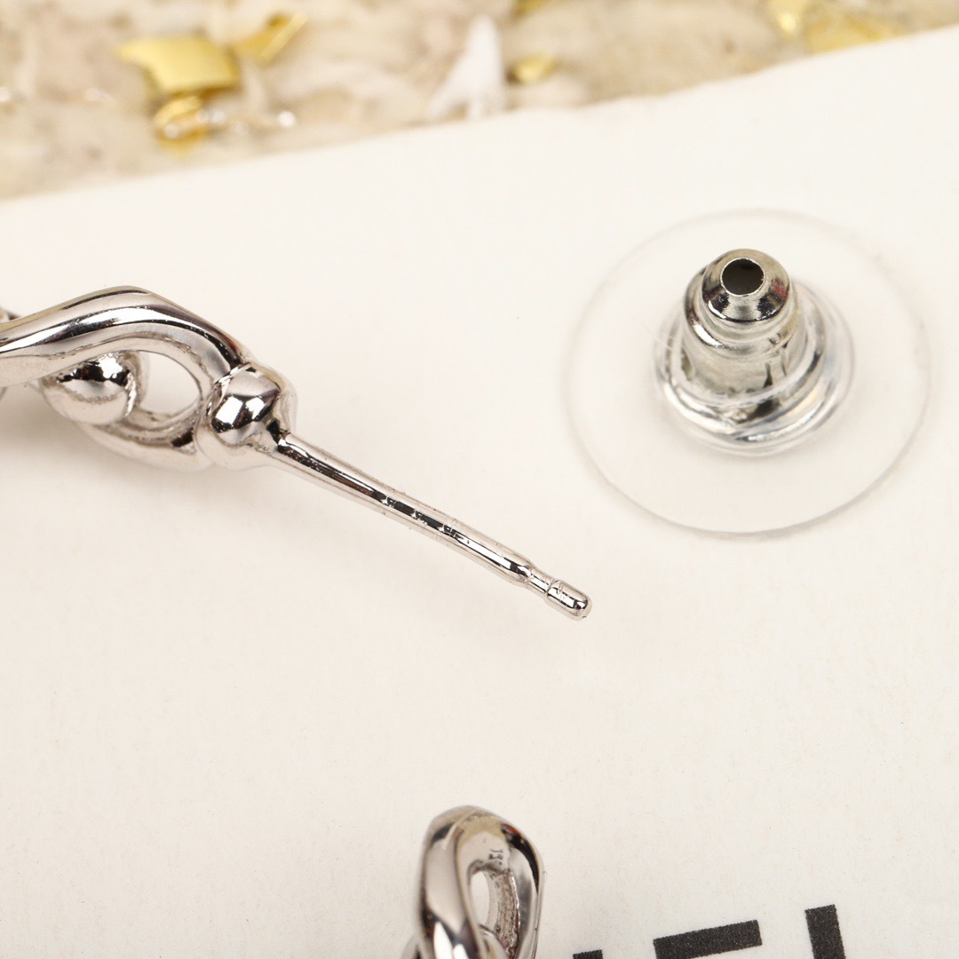 D57BB78E-89EA-48AF-B69F-520A1F5E86BB