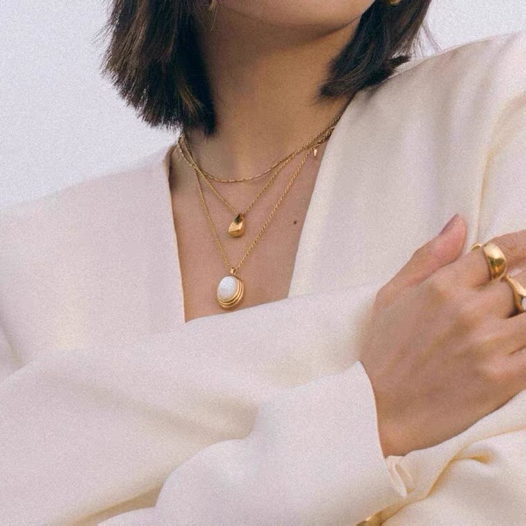 7C7E270C-6588-4581-B3AC-C002972363E4