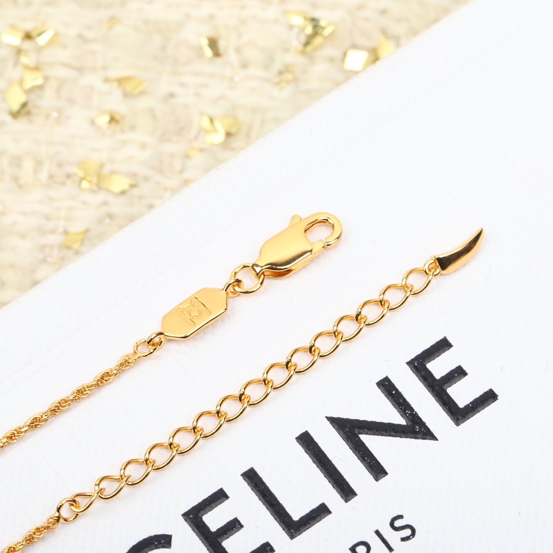 DE0DBDBA-64EE-4A22-80CE-1A73A1B55006