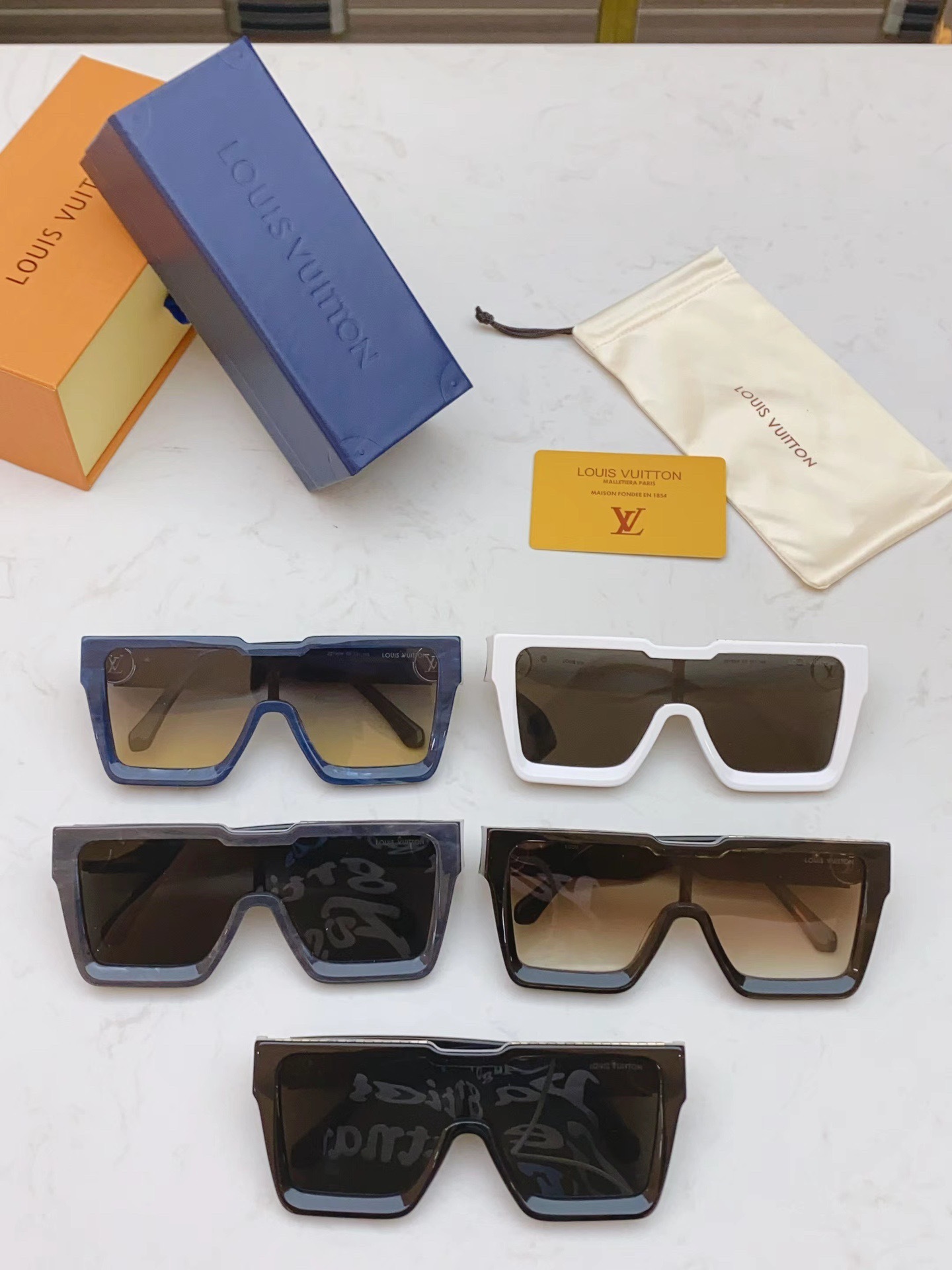 CB7BF53A-65A9-41AE-8CF3-BFBB9EFFFA71