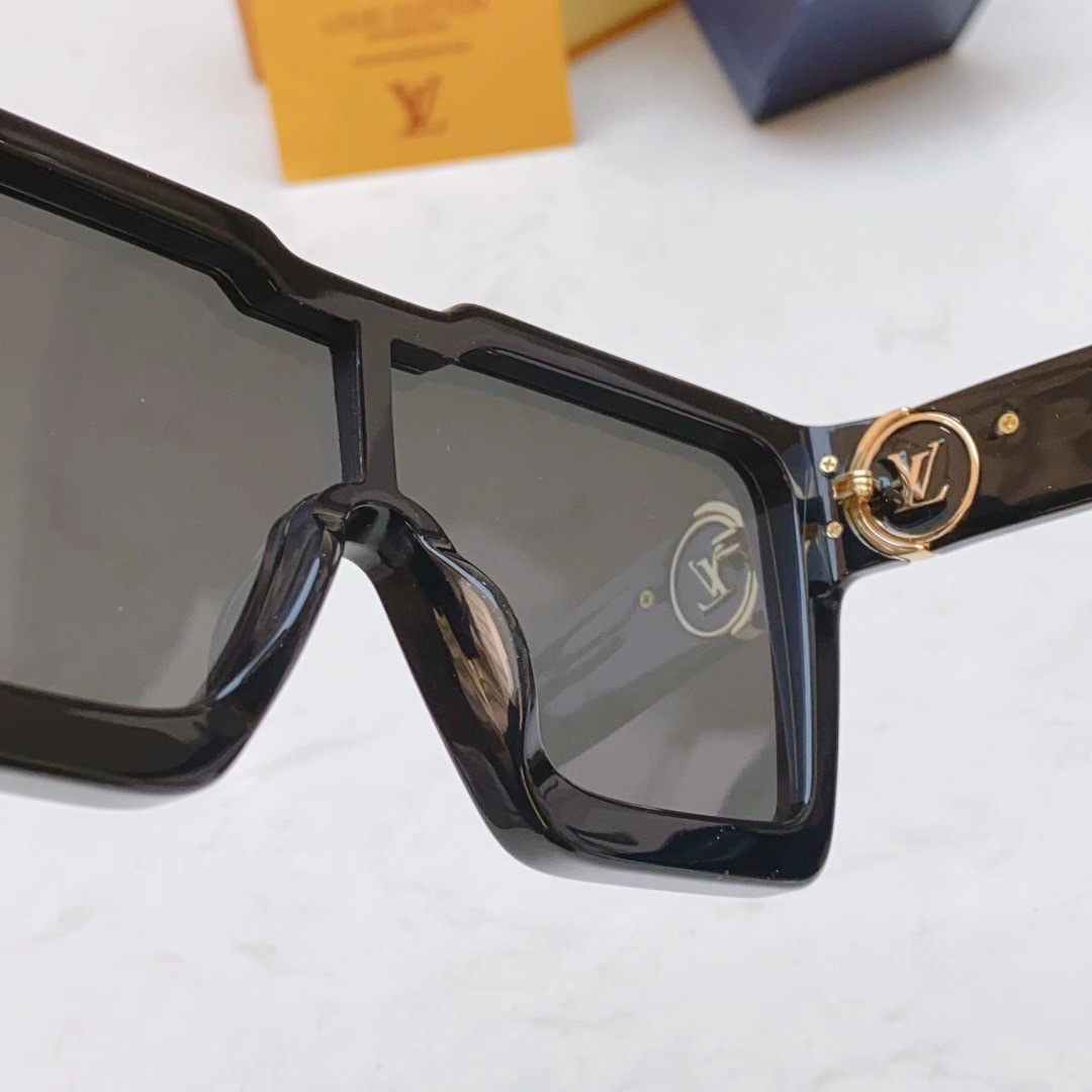 7CE56100-A71C-47F1-B13E-6D4ED2D598F7