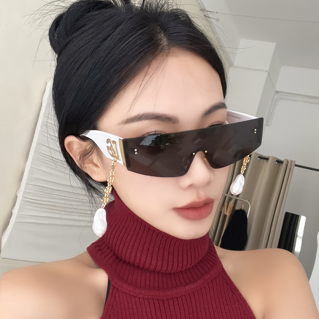 247624BE-7CB5-44CF-905A-74B1F14F4F66