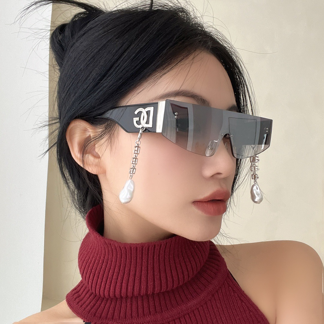 679BC5D0-3E40-45BF-A6E5-364D902FF9FA