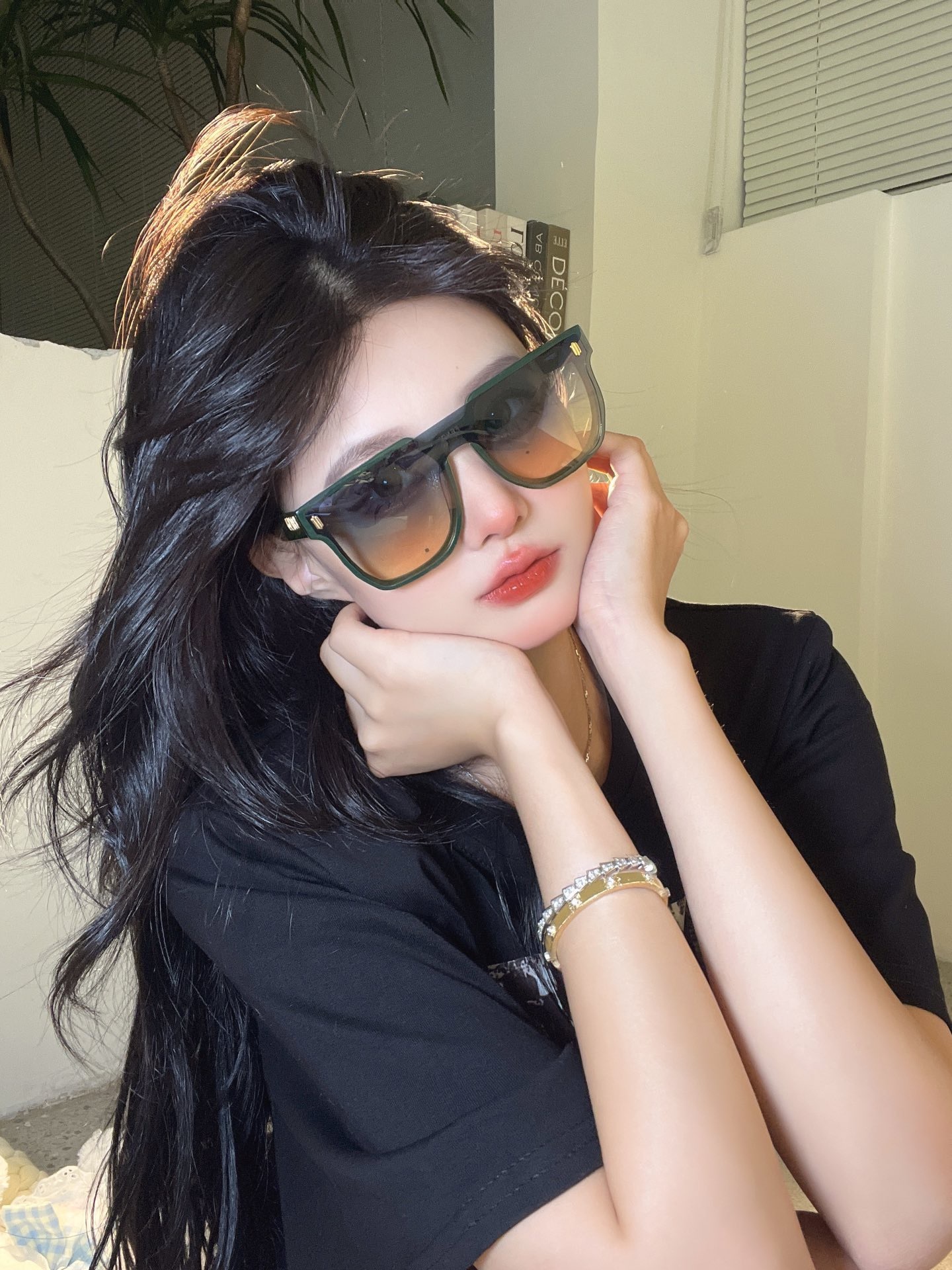 B43003D9-68B3-4E2C-8333-A2A9043C7D9A