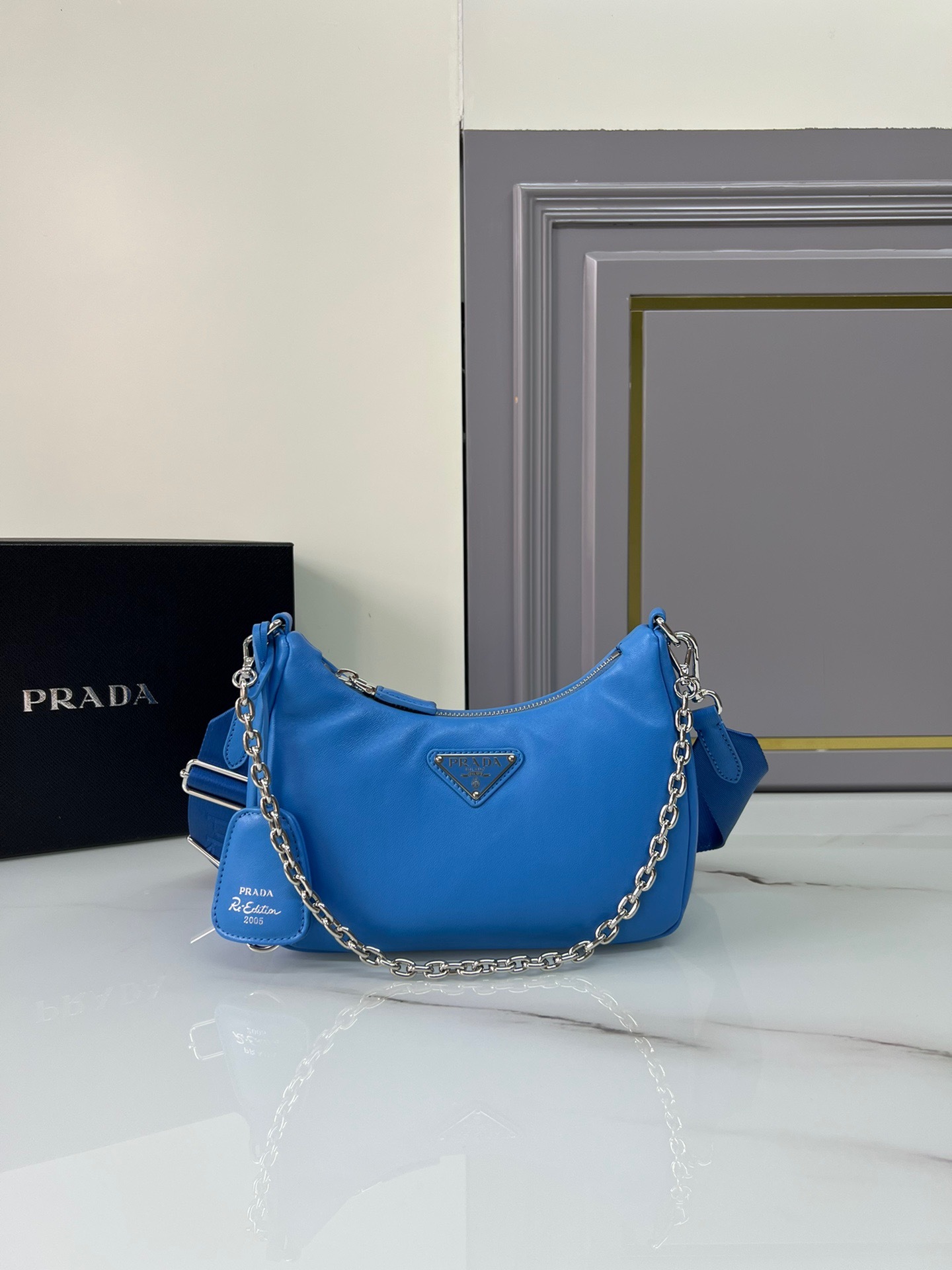 6F4164D3-A588-4A63-9110-458A2DC1F678