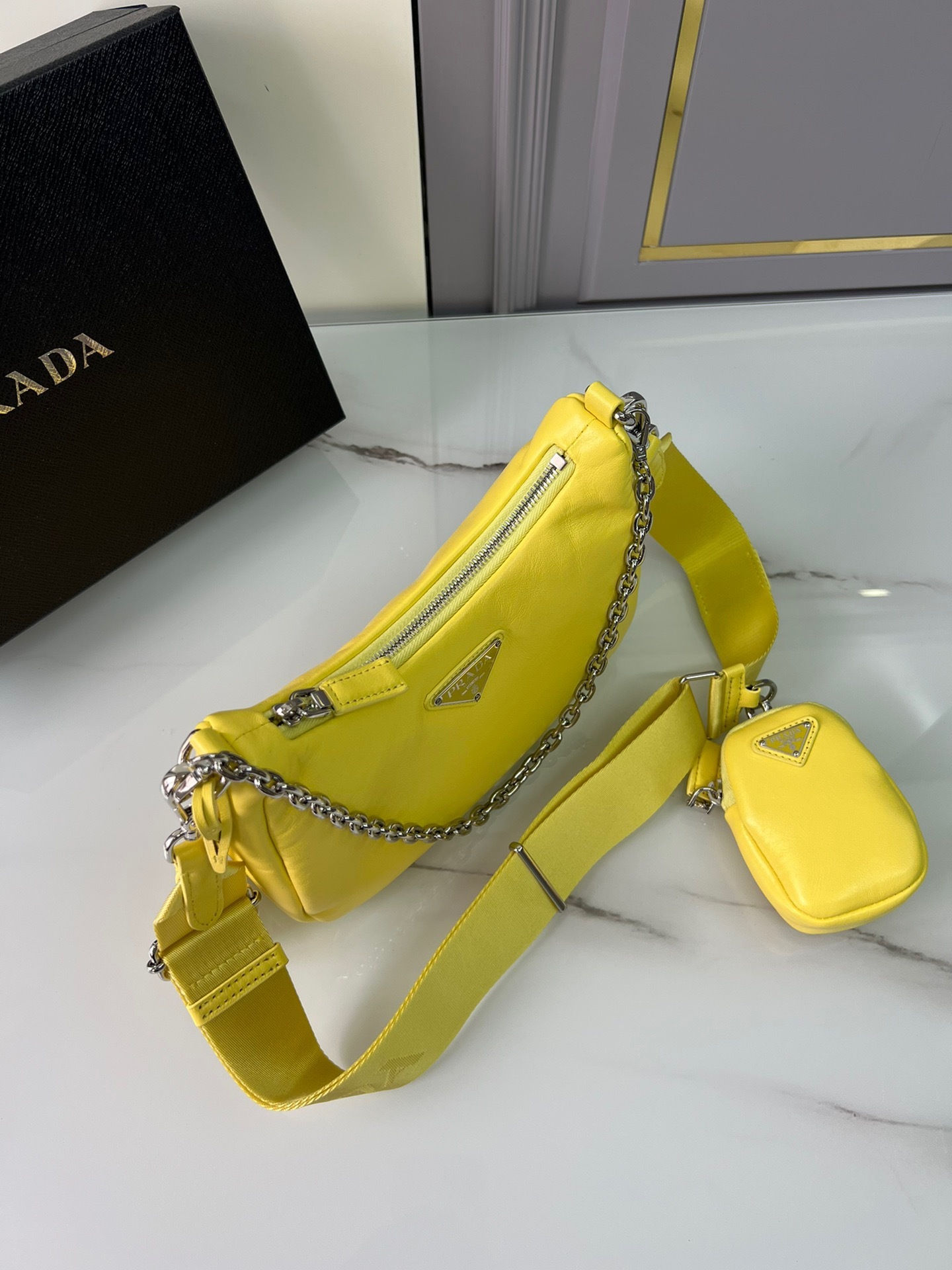 2B090629-5C49-44FE-B4AB-7C362C3BD8EE