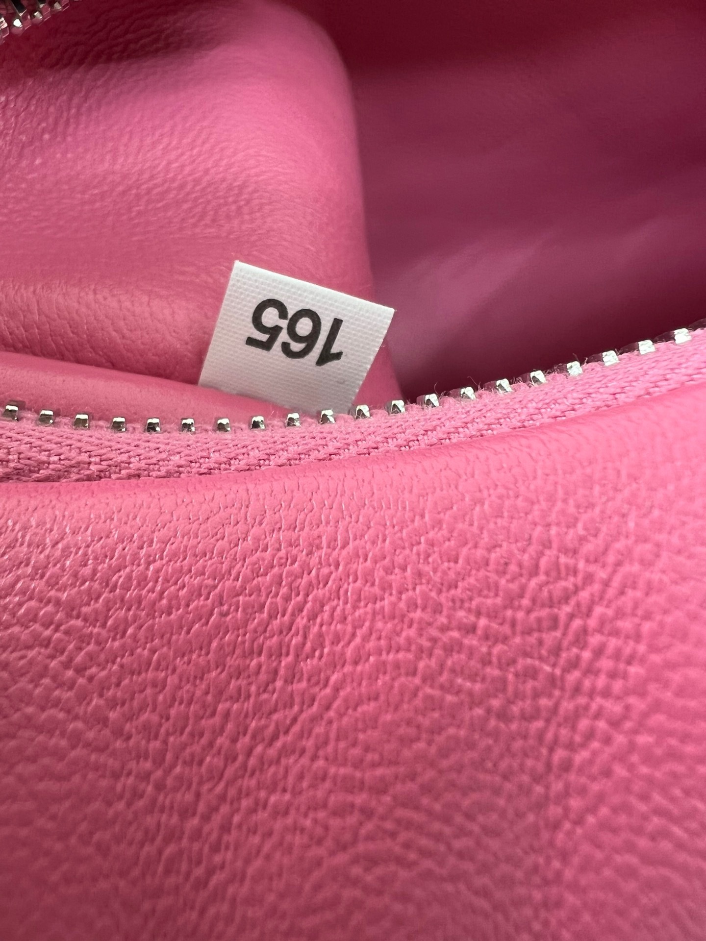 4033D34A-11B9-40C2-8CF8-392AC9404182