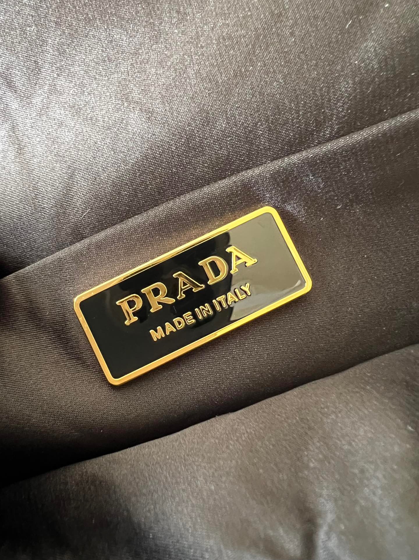 6AF04205-5444-4BEC-A9CF-1FC4C310ED16