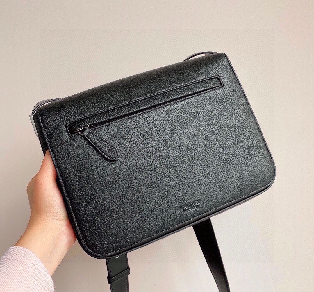 2E865C8B-D21E-4959-B1A5-51222E0B5904