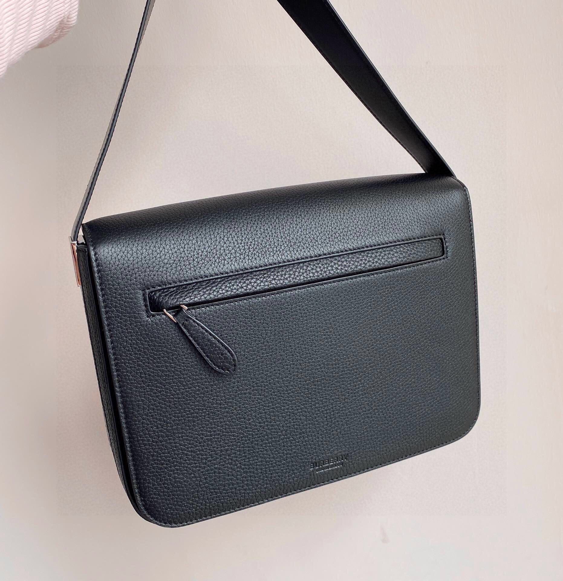 D8685DA0-85A8-4F57-833F-4781F7325C12