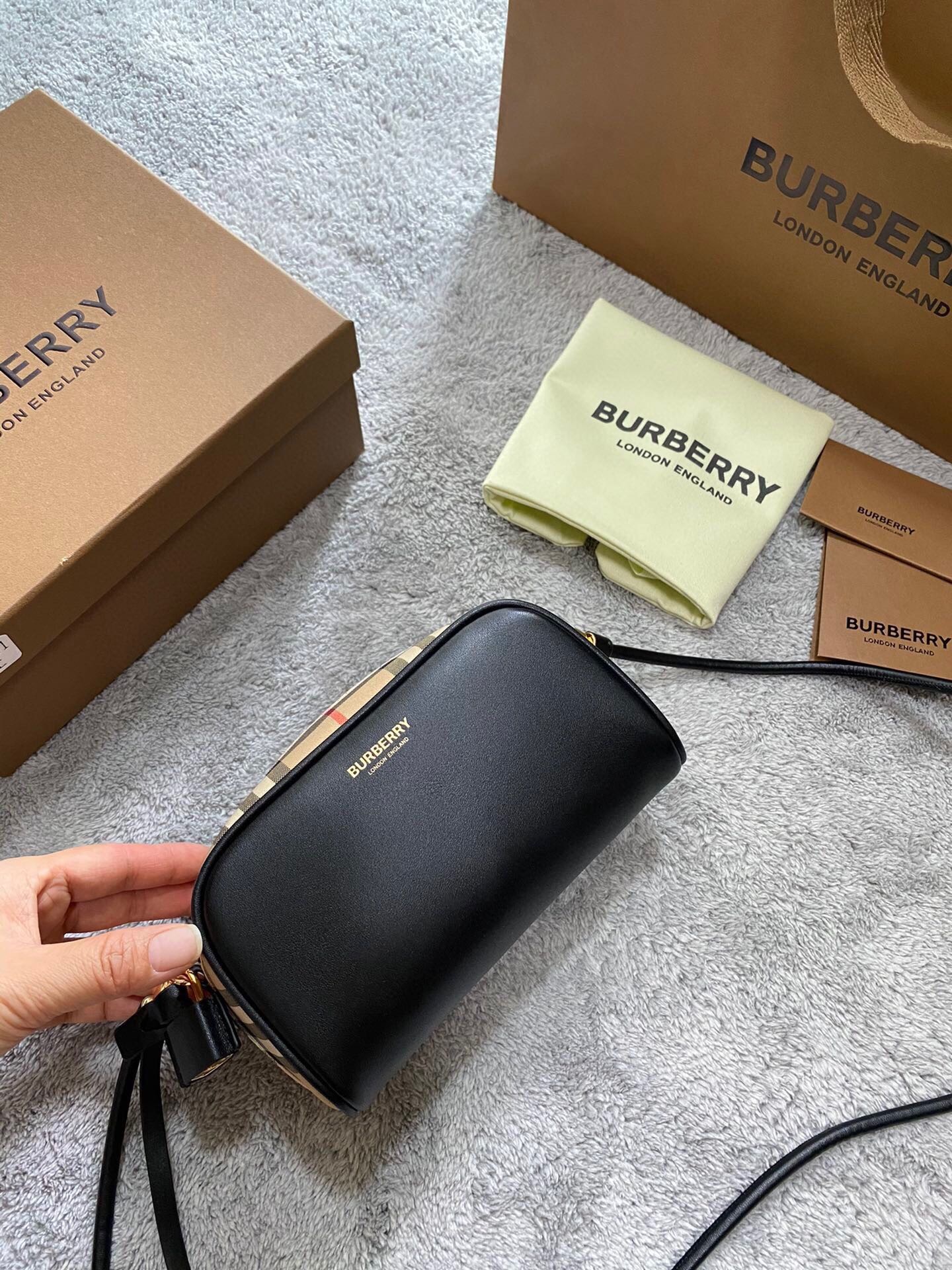 BEF2AE2A-9A71-40CC-BABD-29D159AB4B42