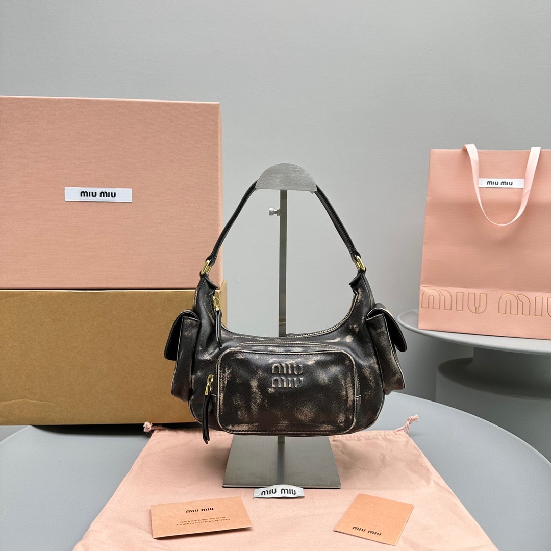 C368B723-8A34-44F9-9AAB-524B509609F4