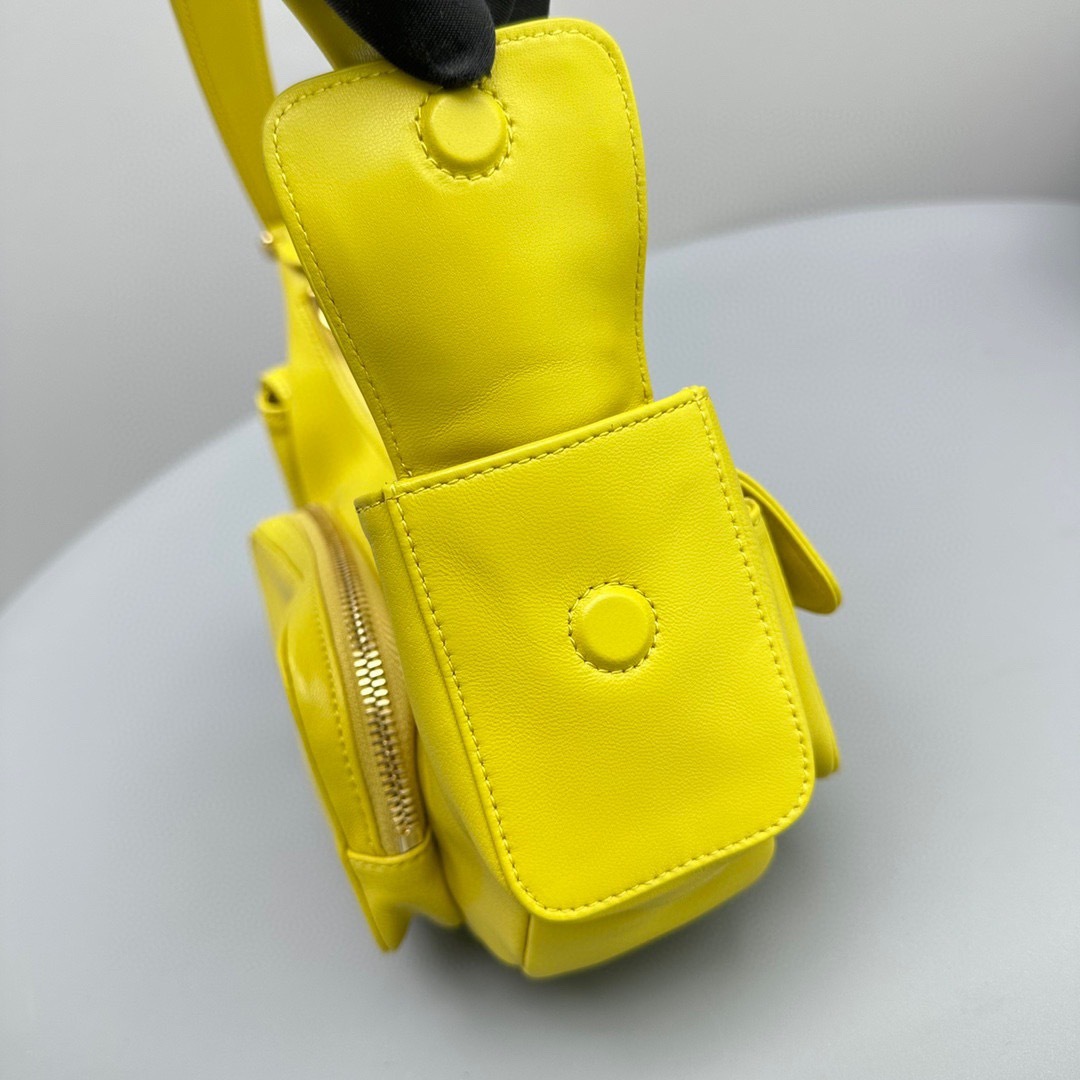 51E4BB8F-7A4B-4EF2-9648-62A366443DC8