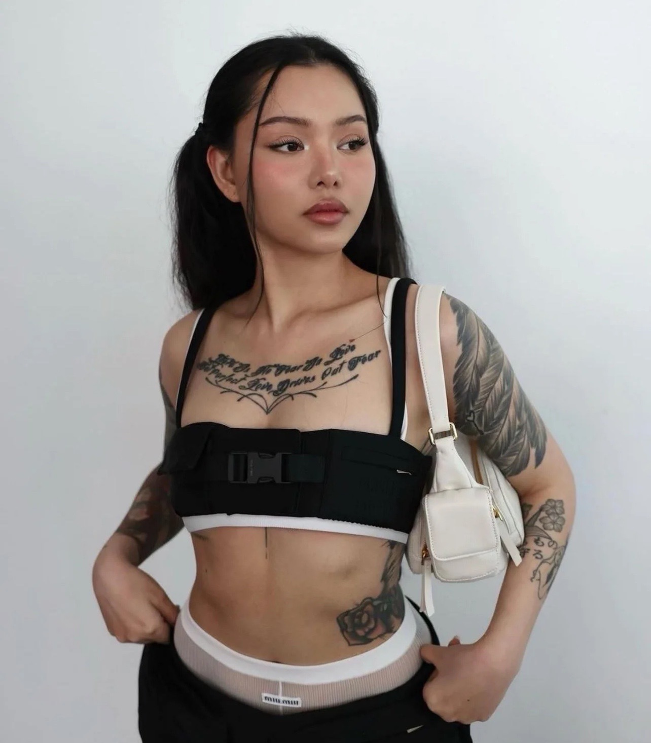 65487C44-28B5-4490-BB5F-C11223E9A3B2