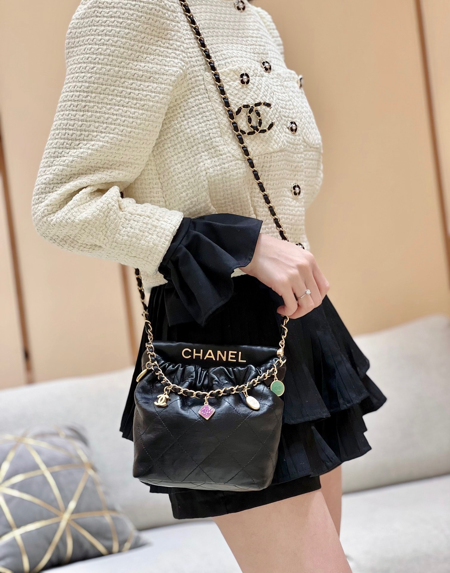 60DB5B17-9334-4DA8-AA4F-5E9AC5458EA7