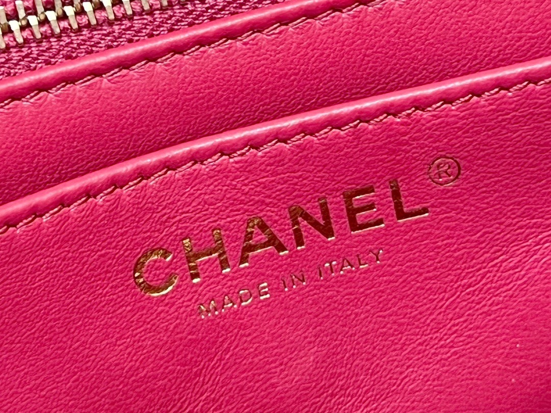 5BDB9BE2-22D5-42E5-8445-B5A704D5EE05