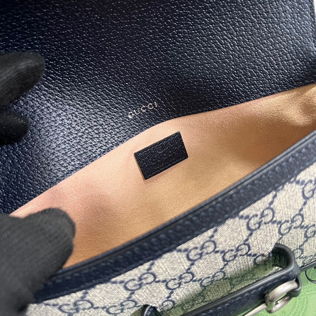 A2DCC5BF-BE52-474B-A8ED-4FB4A4AAA1FE