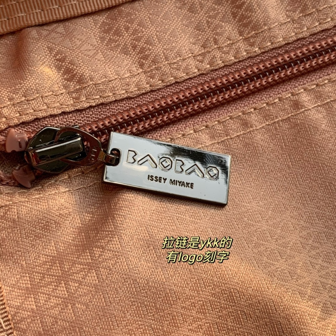 7B71689E-6E41-4CAD-BF09-5F08DB17AA38