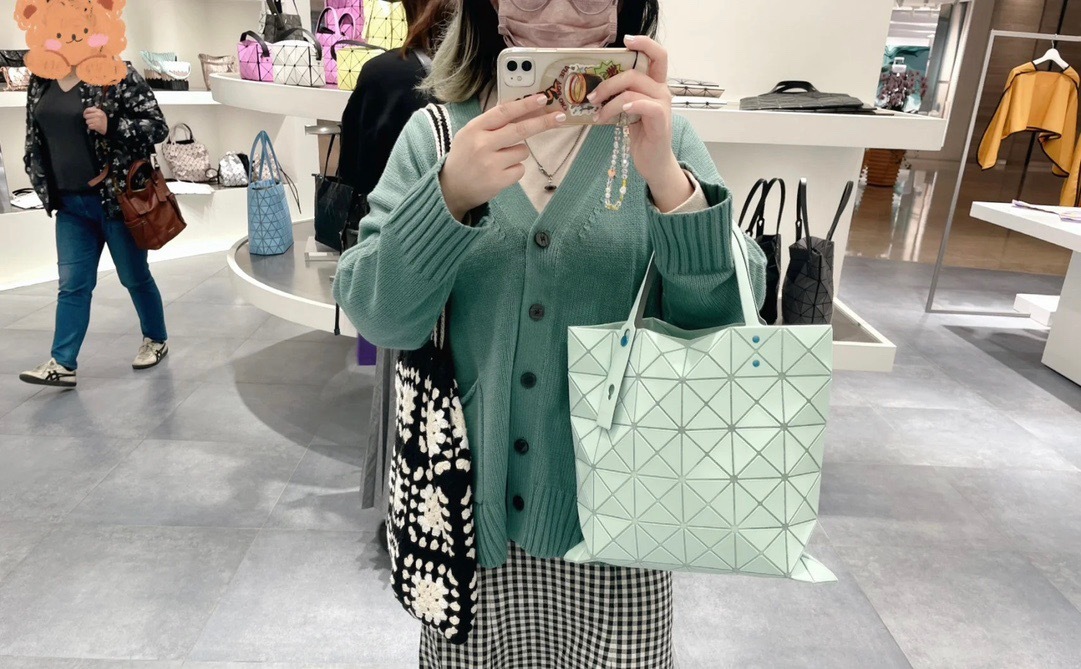 20D7B522-6DE8-4805-AF0C-84ADBBB98AE5