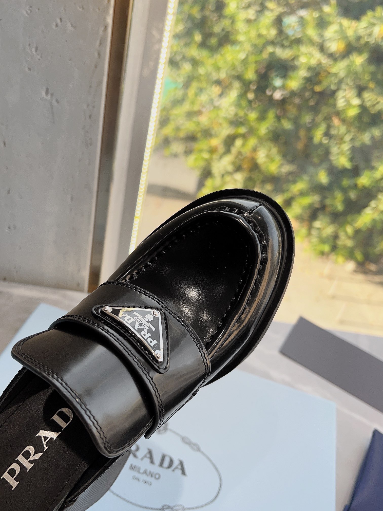 7FB0D1FB-48D6-4104-BDD3-E56532AA28CC