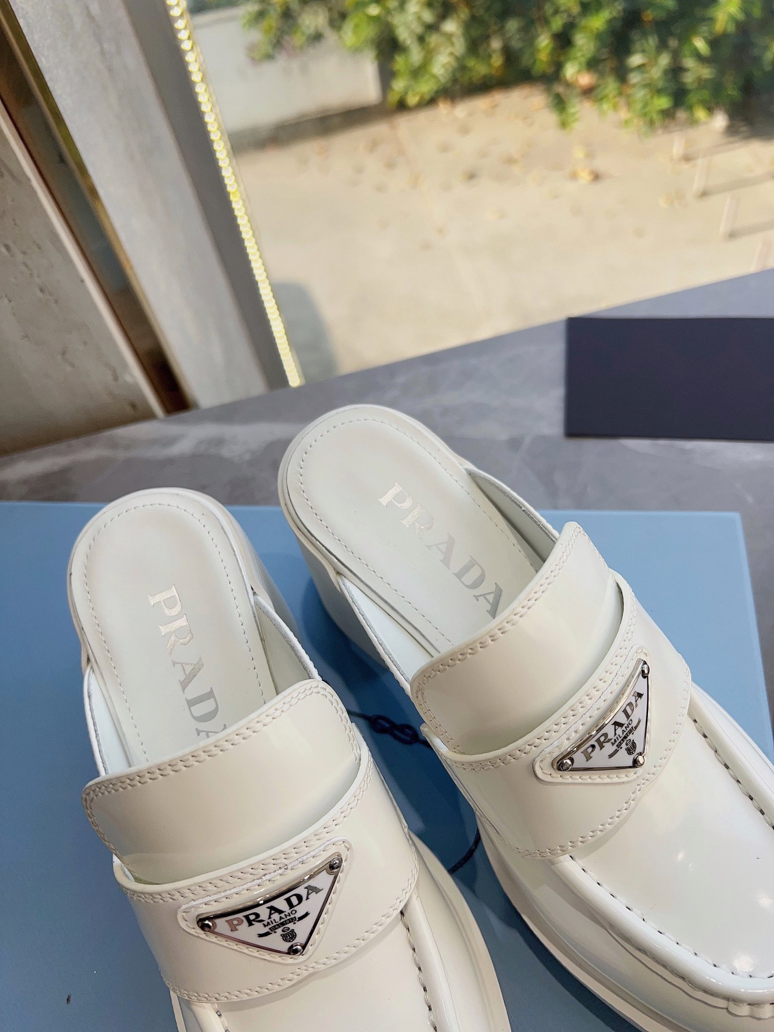 2B13D01F-13BB-4B24-930D-0DA3D9902B20