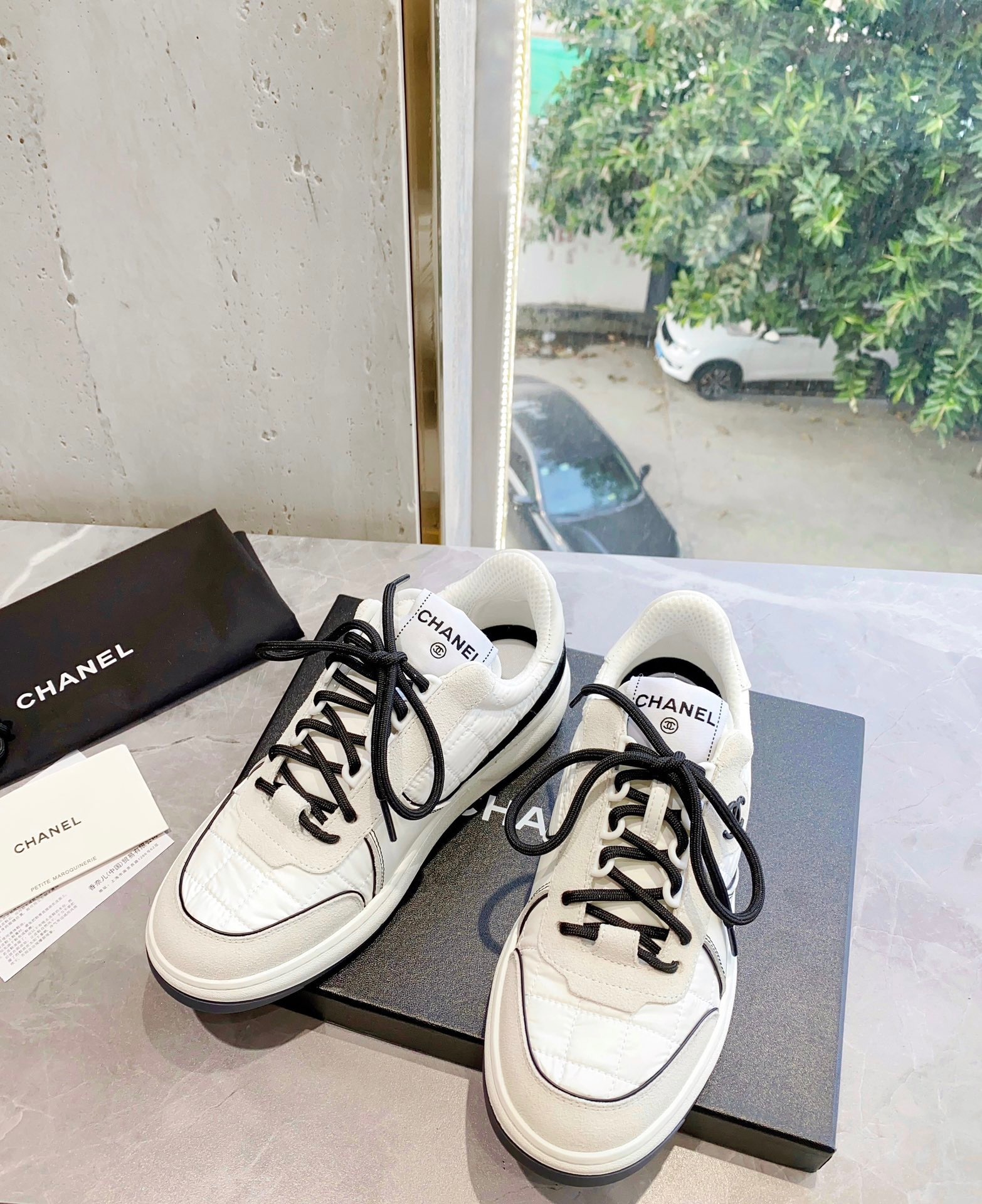 ADF27A64-92E1-4C06-B80A-B5064A622B31